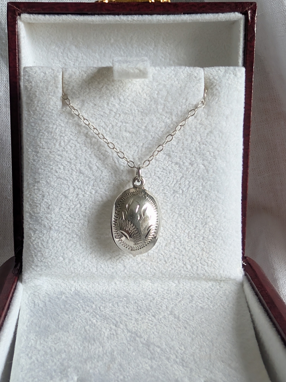 Vintage Sterling Silver Puff Pendant Necklace – Bird & Botanical Motif